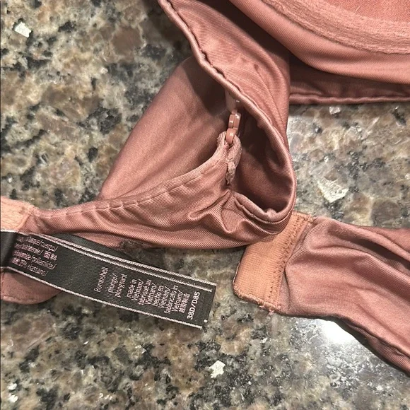 Victorias Secret Bombshell push up bra - Picture 5 of 6